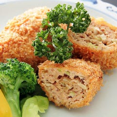 揚げ物：末げんの逸品『たつた揚げ』