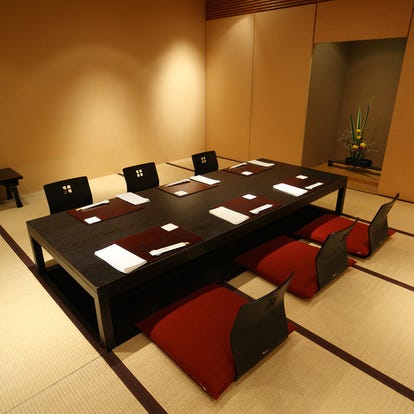美味しいお店が見つかる 築地 場外市場周辺 寿司 すし 日曜営業 おすすめ人気レストラン ぐるなび