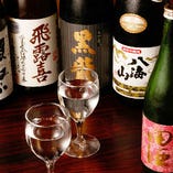 【極上銘酒】
全国の蔵元より厳選した日本酒を常時13種ご用意