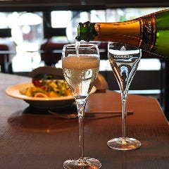 創作ビストロは記念日ランチにも! ドリンク&ドルチェもランチ価格でフルコースランチ☆