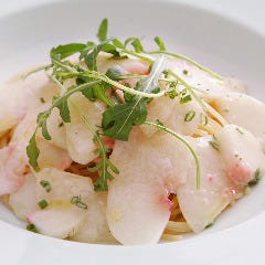 老舗果物屋ならではの個性! 独創性溢れるビストロメニュー!