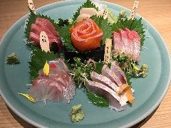 炉端焼き 鷹島本まぐろ 魚然 