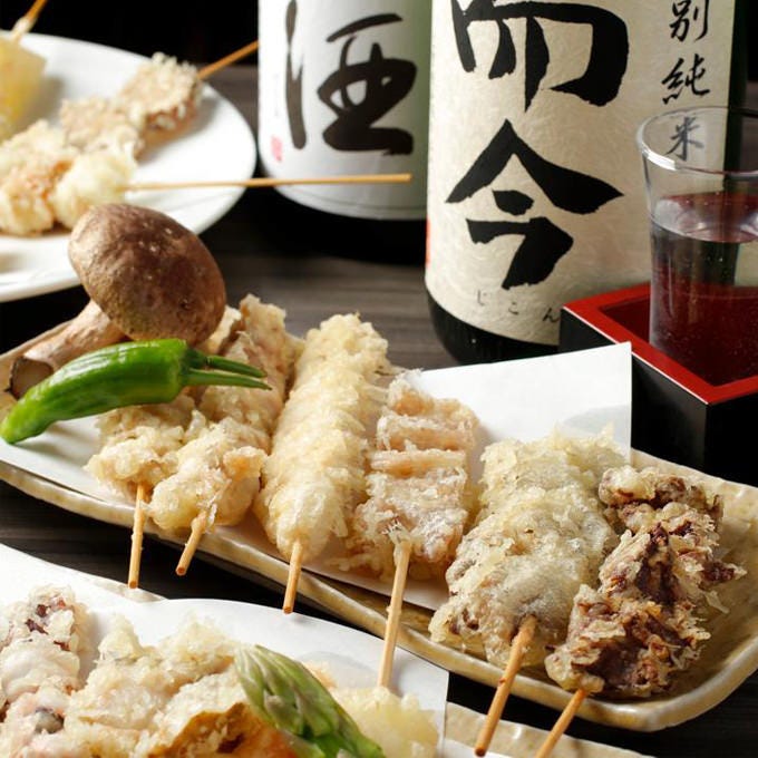 多彩な天ぷらは取り揃えたワインや日本酒と最高の相性です。