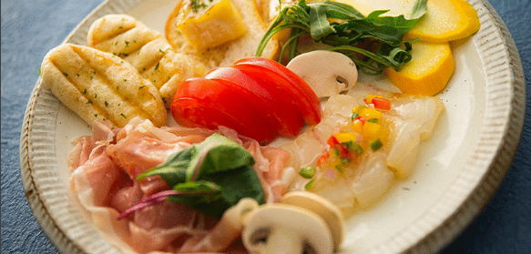 大衆肉居酒屋 ブルーキッチン ボトルズ 天満橋 居酒屋 ぐるなび