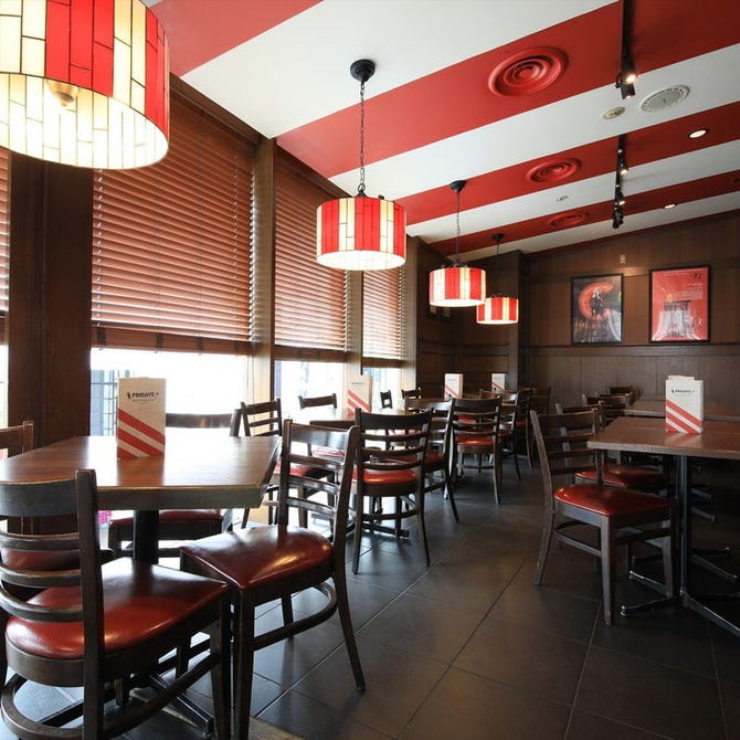 ｔｇｉフライデーズ 町田店 町田 バー ぐるなび