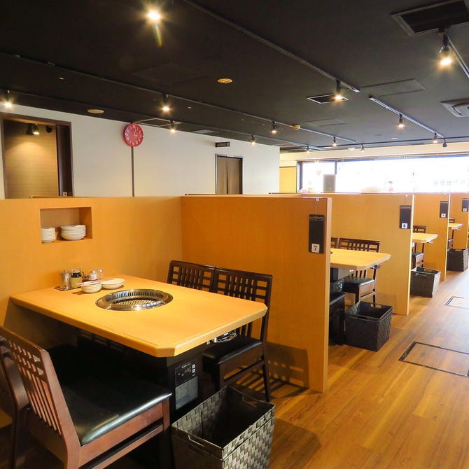 和牛カルビ ロース 食べ放題 焼肉万里 赤羽東口店 赤羽 焼肉 ぐるなび