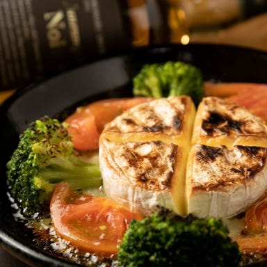 絹家_カマンベールチーズのアヒージョ