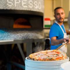 Pizzeria e Trattoria SPESSO（スペッソ）