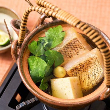 和食鍋処 すし半 川西店_白甘鯛のみぞれ土瓶蒸し