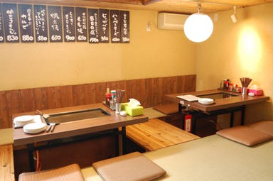 炭火焼ハンバーグレストラン KYU  店内の画像
