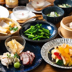 万葉軒 ワンタン麺＆香港飲茶Dining 