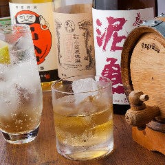 泥亀プレミアムシェリー樽熟成麦焼酎使用「8エイトハイボール」