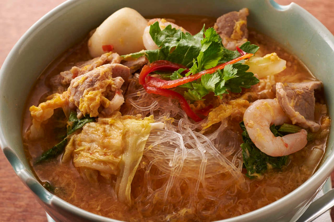 新橋でおすすめのタイ料理ランチ「タイの食卓」の「タイスキ」