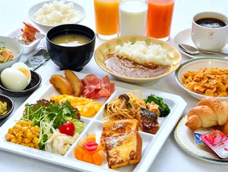 レストラン ファムネット ホテルリステル新宿店