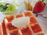 ◆新発売！モーニングワッフル☆朝食メニューは６種類あります！