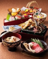 創業310周年記念 ― 美濃吉先祖の地 秋田の恵みと京懐石 祝 美濃吉特別懐石