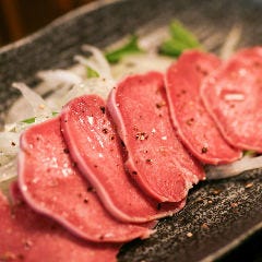 大衆炭火ほるもんひとすじ もくもく。 本店