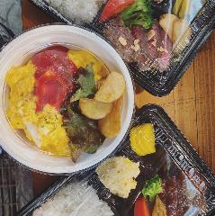 お魚スタンド うおざえもん