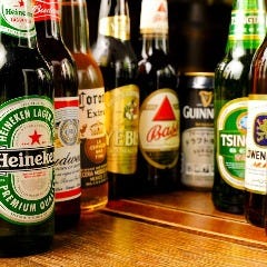 ビールで世界を航海！？ 12種の各国の味わいをどうぞ