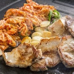 モンシリ 歌舞伎町店