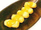 ●南京とじゃが芋のホクホク牛肉コロッケ