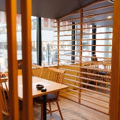 本厚木駅北口から徒歩3分の当店はランチのお食事にもご利用可能
