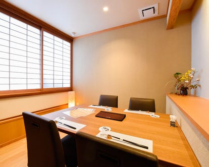 ゆったり個室 柳川で食事 ディナー 人気の完全個室 ソファー席など ぐるなび
