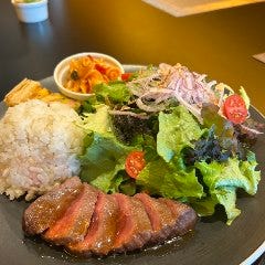 BISTRO TAKA