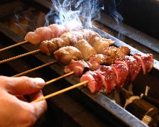 朝〆鶏を使用 多彩な串焼きメニュー