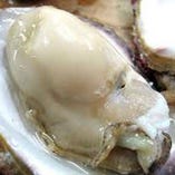 ◆ 西５ 東３・名物 ◆～殻付き・牡蠣～