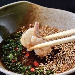 水炊き風は大根おろし入りの特製ポン酢でいただくさっぱり味