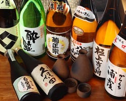 有名どころの日本酒を各種取り揃えております。