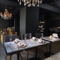 TLAX Bar＆Dining