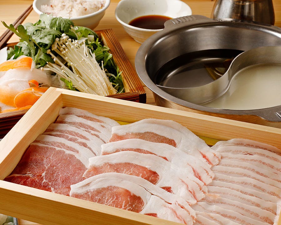 21年 最新グルメ 黒ぶたや 島村商店 ルミネ大宮店 大宮 レストラン カフェ 居酒屋のネット予約 埼玉版 21年 最新グルメ 黒ぶたや 島村商店 ルミネ大宮店 大宮 レストラン カフェ 居酒屋のネット予約 埼玉版