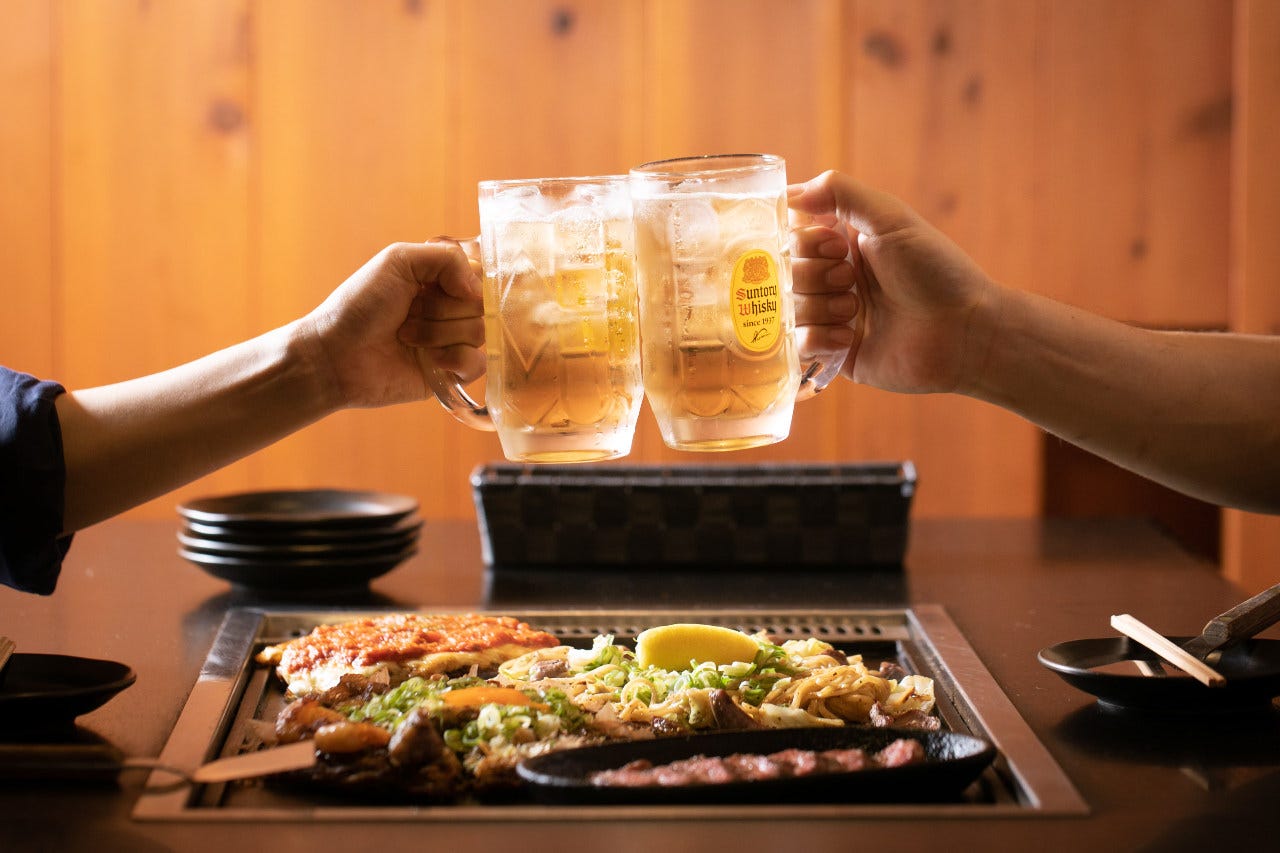 二条駅前 お好み焼・鉄板焼居酒屋 中々 Okonomiyaki Restaurant>