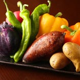 京野菜、季節野菜はコースのサラダで。