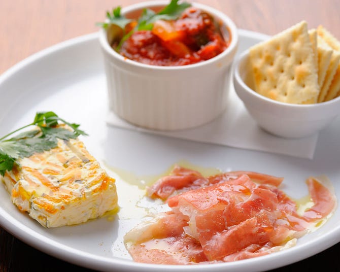 がぶ飲みワインと鉄板焼 黒鉄 国分寺（国分寺/居酒屋） - ぐるなび