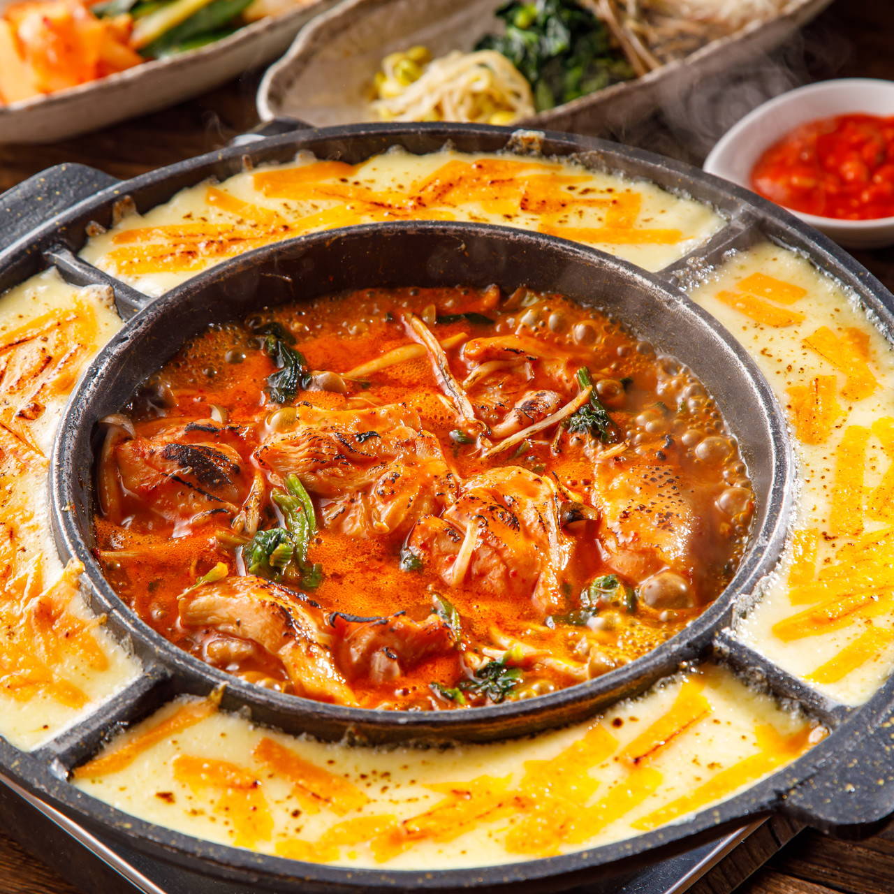 韓国料理 2 日本語版 とろ～りチーズ×韓国料理×個室 錦～NISHIKI～ 梅田東通り店（東