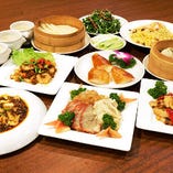 フカヒレ、アワビ、北京ダックといった高級食材を使用した美味三昧「高級食材堪能コース」