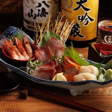 魚ノ旨い店 鱗や-UROKOYA- 大船店_産地直送の魚介を刺身5点盛りで堪能