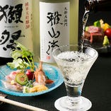 [美酒を合わせて]
地酒・焼酎など多彩なお酒をご用意しています