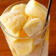 丸ごとレモン氷サワー