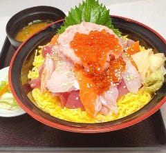 産直鮮魚と日本酒 Uo魚 神田南口店 