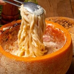 ラクレットチーズ シカゴピザ 名古屋テラス 名駅店 名駅 イタリアン イタリア料理 ぐるなび