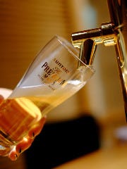 乾杯のビールはプレミアムモルツで決まり！