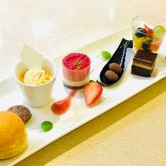 お一人様向け。午後のひとときに。プチアフタヌーンティーセット