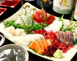 旨い鮮魚は長崎五島の漁師と豊洲から仕入れてます。