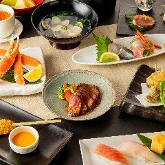 楽蔵こだわりの旬の食材をお楽しみ下さい。