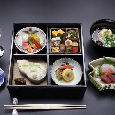 京料理 清和荘_松花堂弁当 鶴