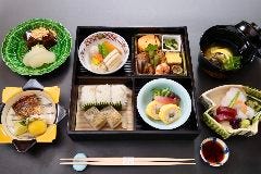 京料理 清和荘_松花堂弁当　雅